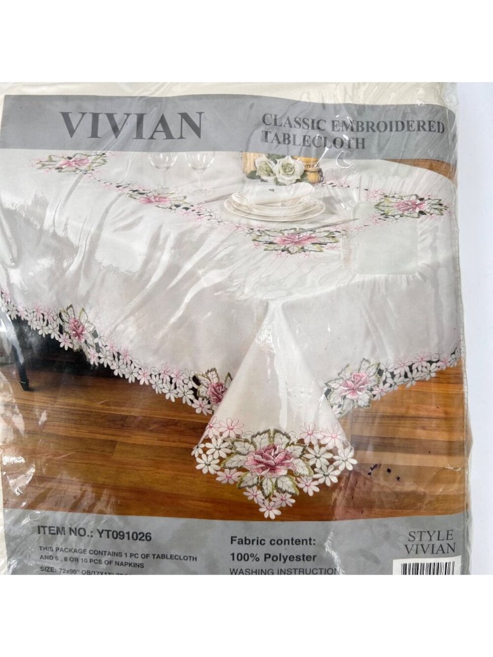 NIP VINTAGE VIVIAN 72X90" OB CLASSIC EMBROIDERED TABLECLOTH & 6 NAPKINS